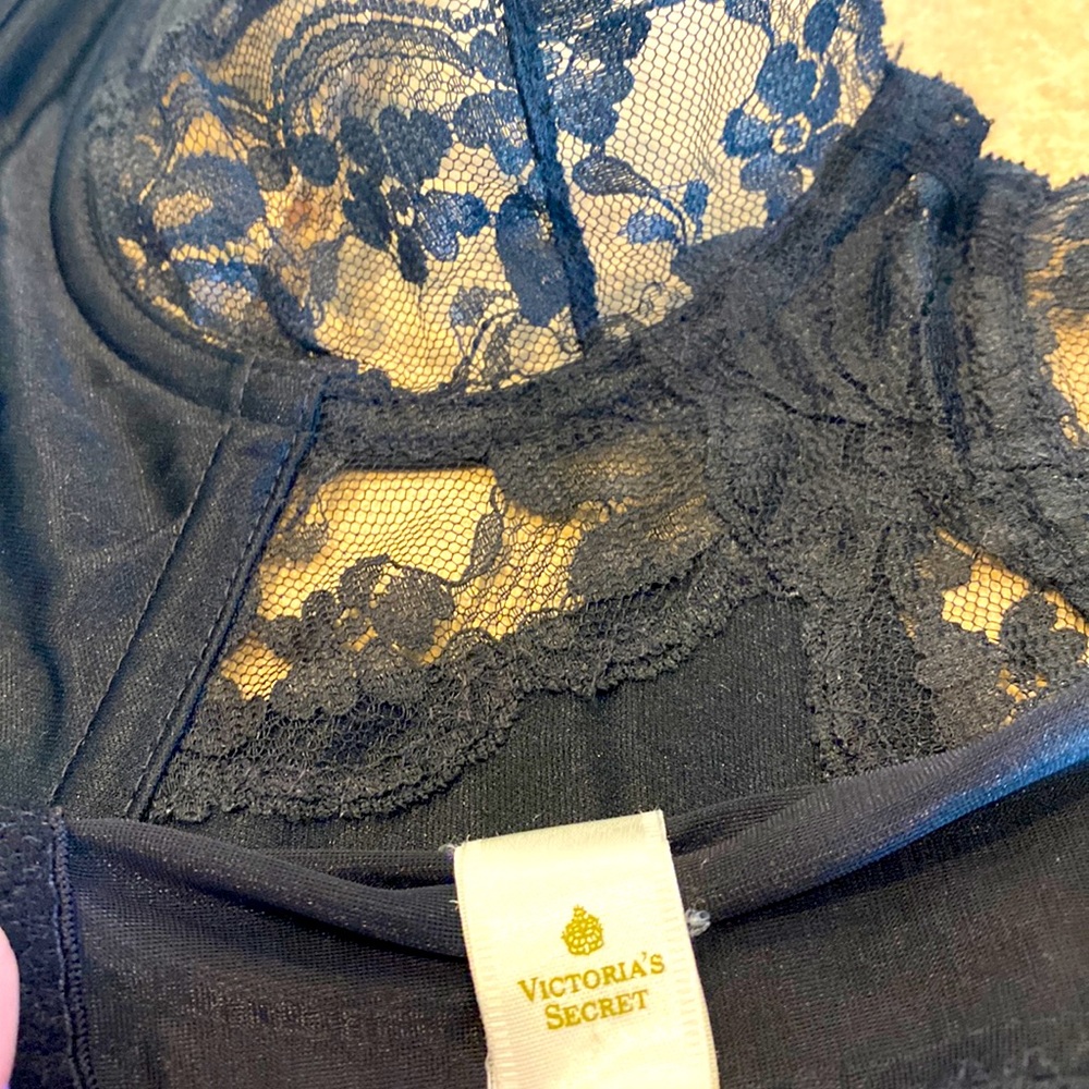 VINTAGE 80's Victoria's Secret Noir Lace Bustier Size 34